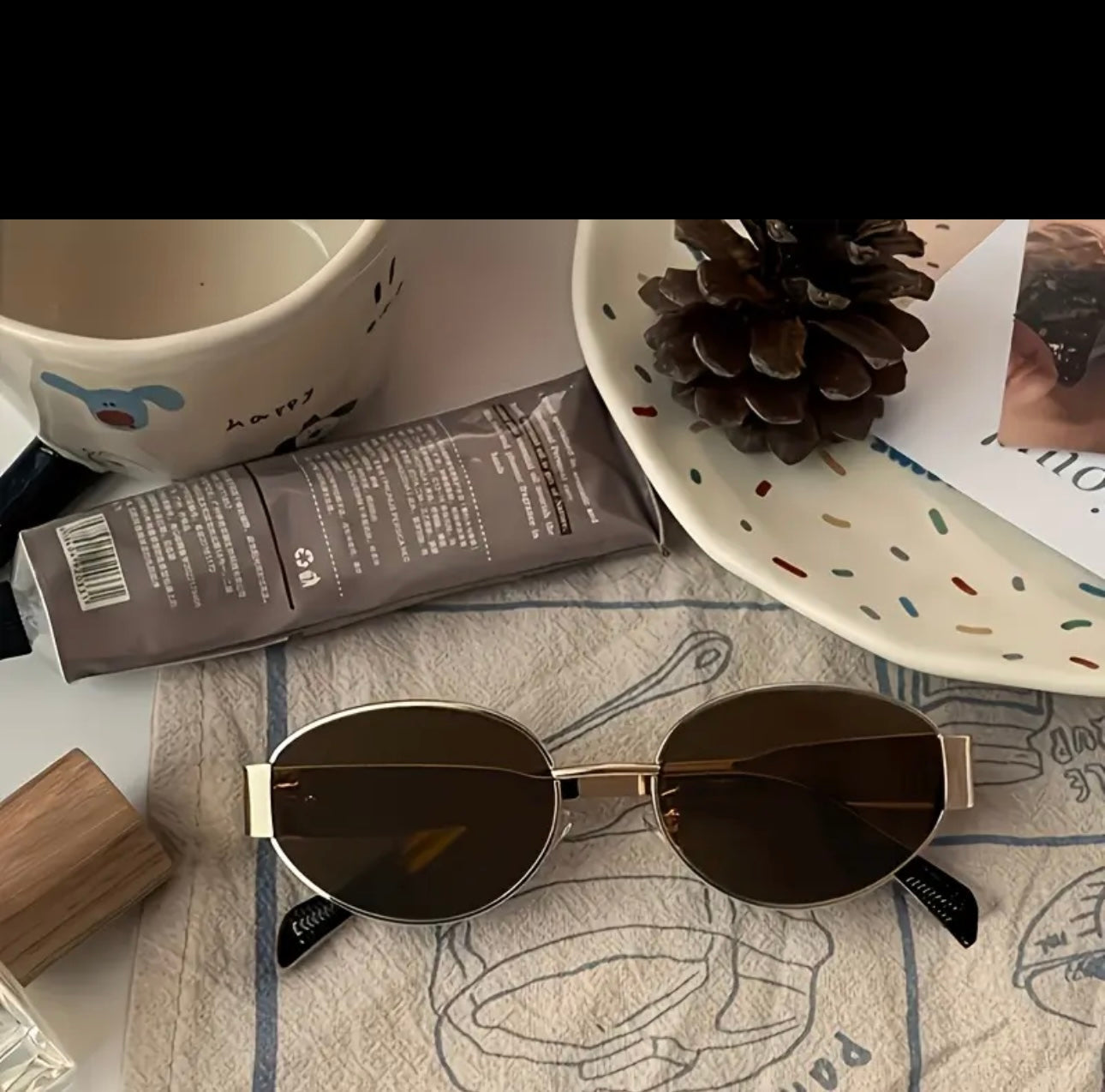 Trendy Oval shape Metal Premium sunglasses 🕶️ A024