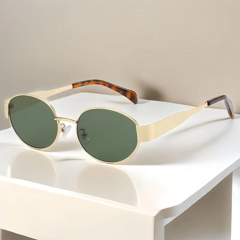 Trendy Oval shape Metal Premium sunglasses 🕶️ A024